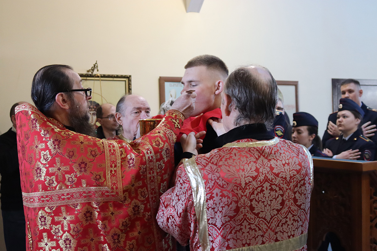 В храме университета МВД в Рузе прошло пасхальное богослужение